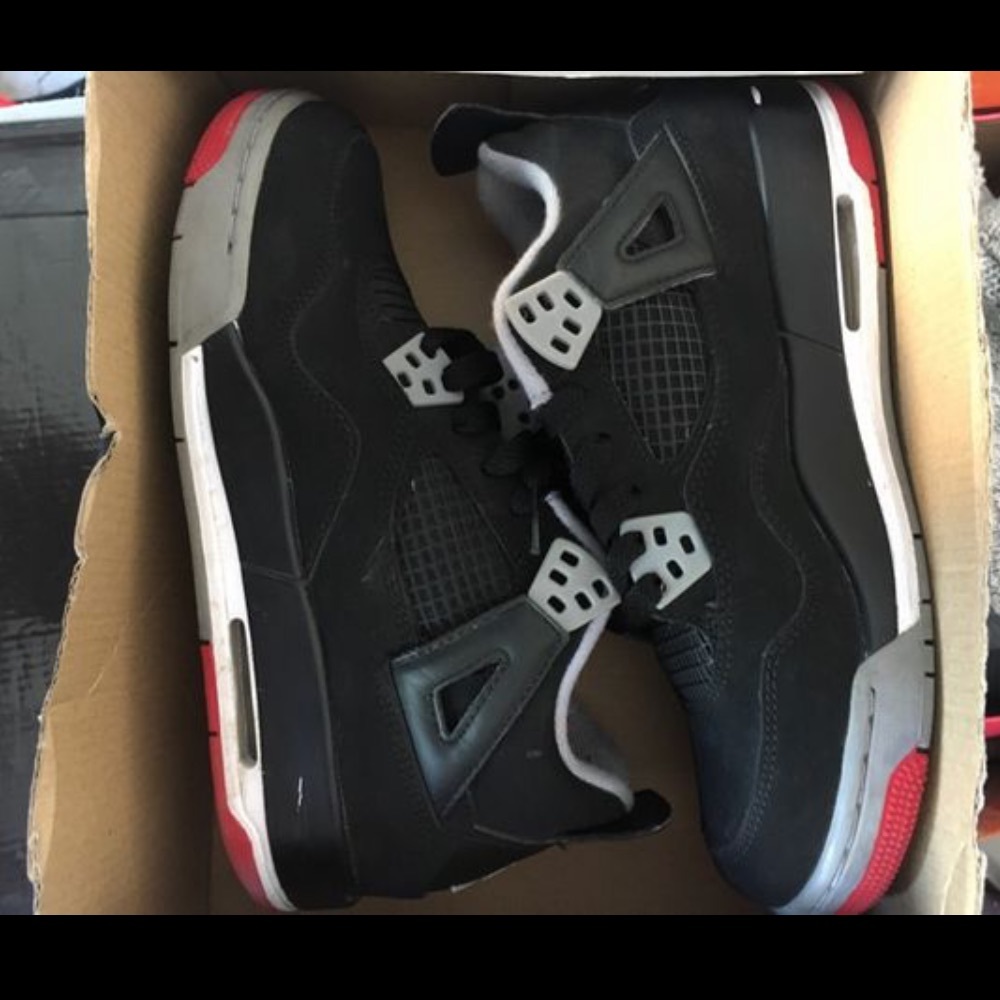 JORDAN SNEAKERS